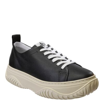 OTBT  Pangea In Black Court Sneakers